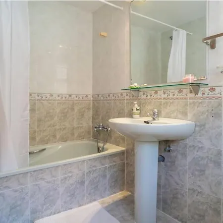 Piso En Málaga. Apartamento *