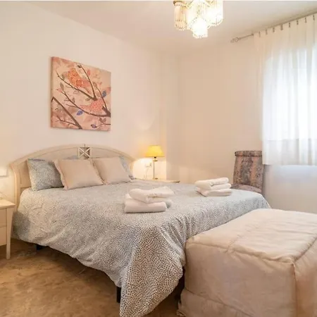 Piso En Malaga. * フエンヒロラ